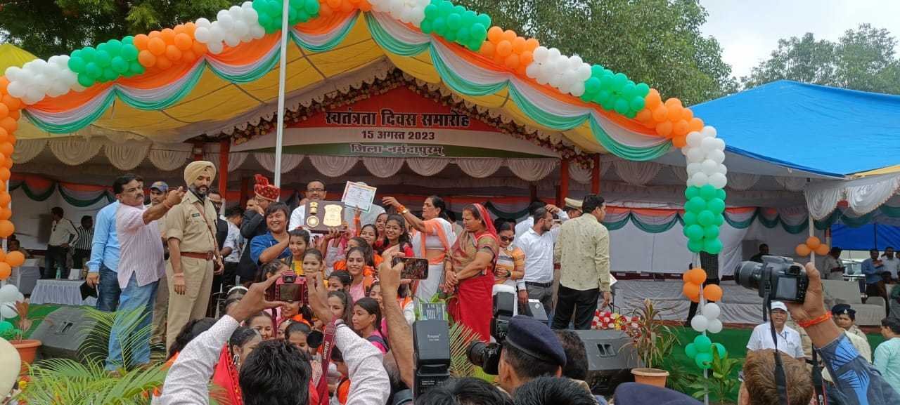सांस्कृतिक आयोजन में समेरिटंस अव्वल