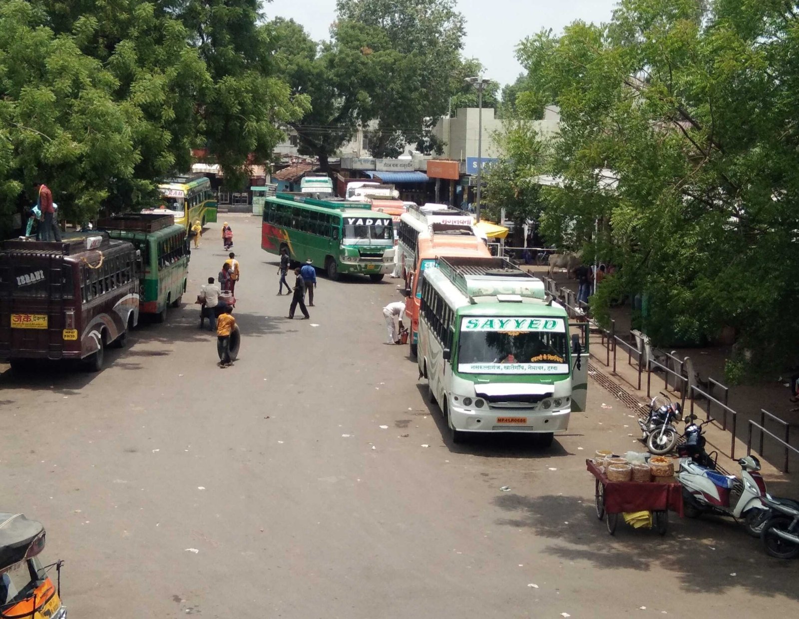मोटी कमाई का जरिया तीज-त्यौहार व लगन सराय   ट्राफिक का फायदा उठाकर अधिक किराये की वसूली