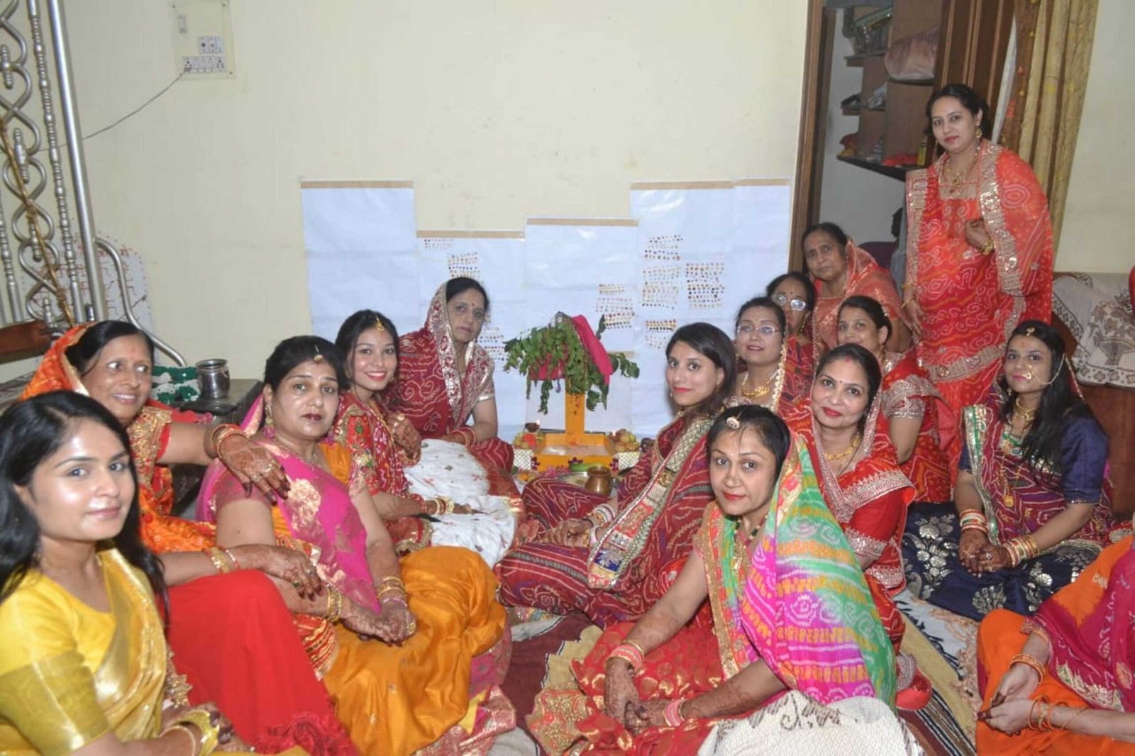 माहेश्वरी समाज की महिलाओं ने मनाई सातुड़ी तीज