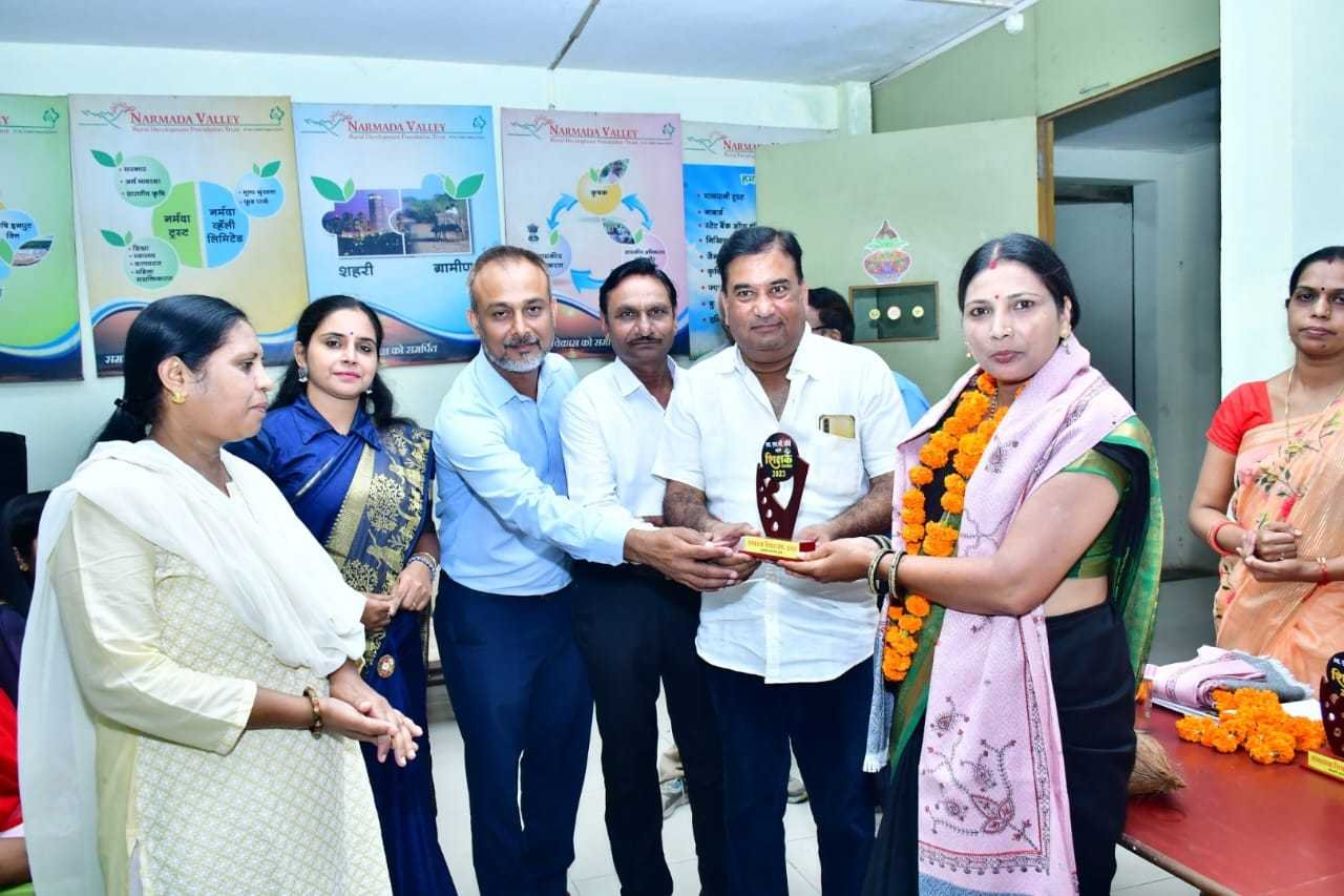 शिक्षक दिवस….  व्यक्तित्व निर्माण में शिक्षकों की अहम भूमिका : शुक्ल