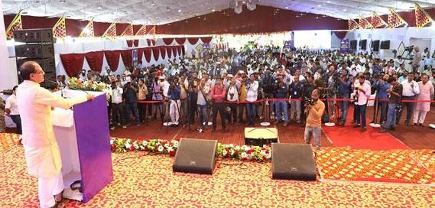 वरिष्ठ पत्रकारों को मिलेगी २० हजार रुपए प्रतिमाह सम्मान निधि : मुख्यमंत्री