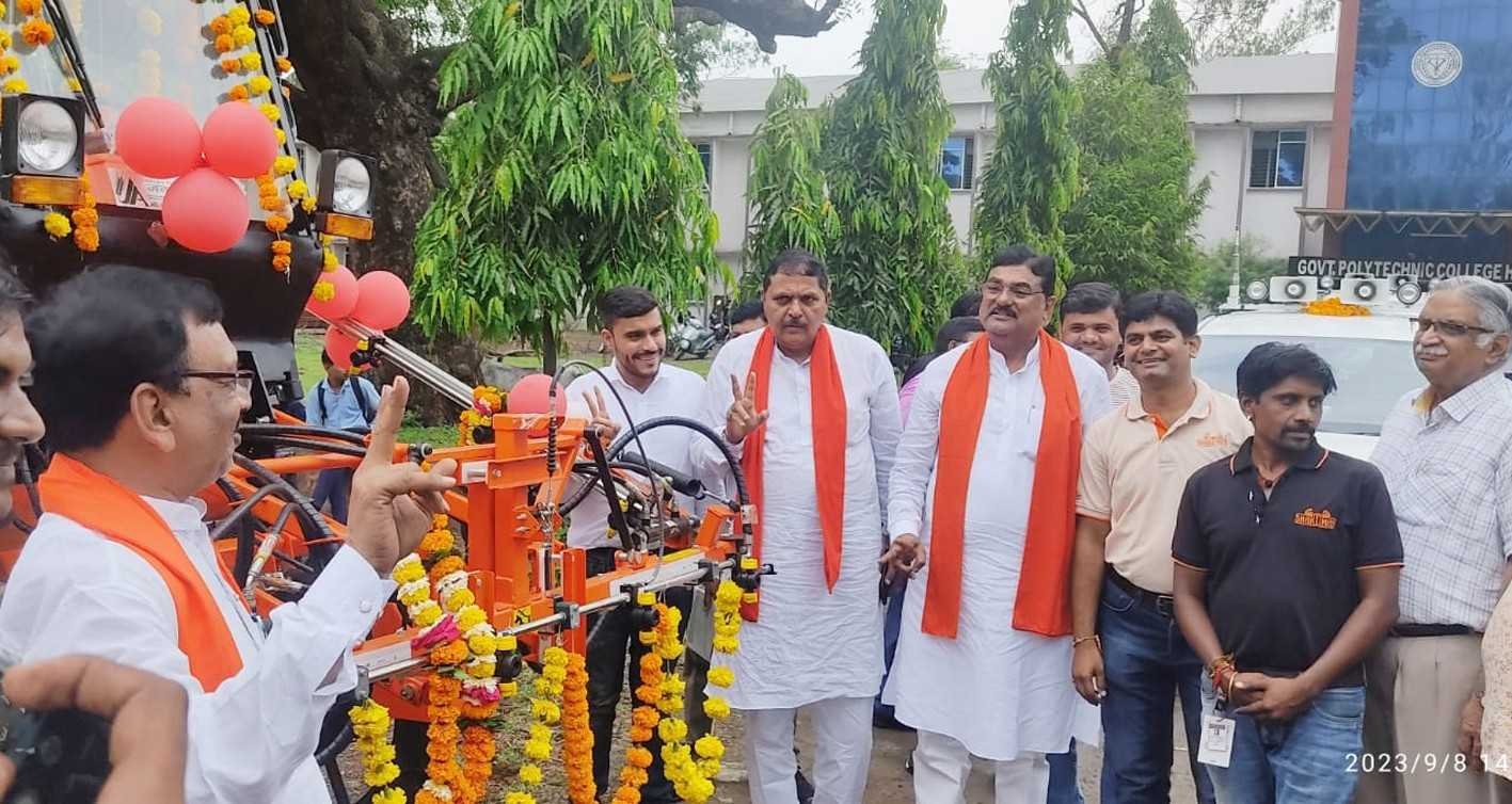 प्रदेश सरकार की योजनाओं से किसानों की आय बढ़ी : कृषि मंत्री  