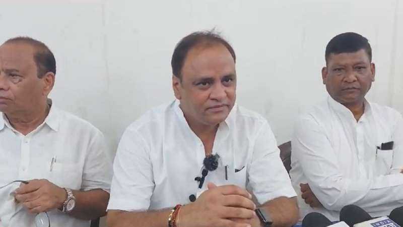 कांग्रेस नेता अरुण यादव ने पत्रकार वार्ता में कहा, 50% कमीशन वाली सरकार को उखाड़ फेके