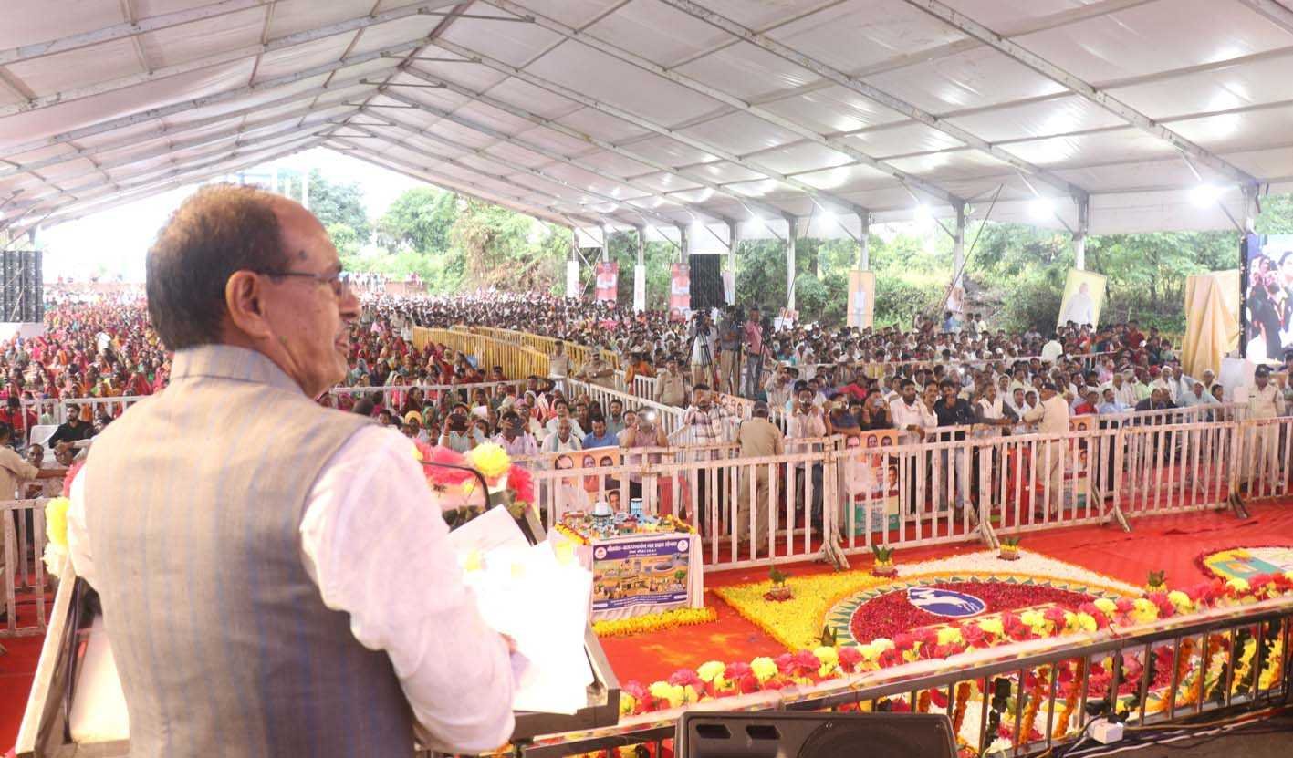 जब धर्मात्मा राज करते हैं तो परमात्मा भी आर्शीवाद देते हैं : शिवराज