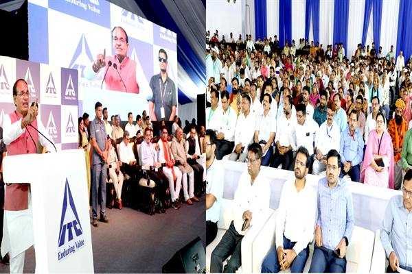 नुकसान से बचने किसान फसल उत्पादन के पैटर्न को बदलें- मुख्यमंत्री श्री चौहान
