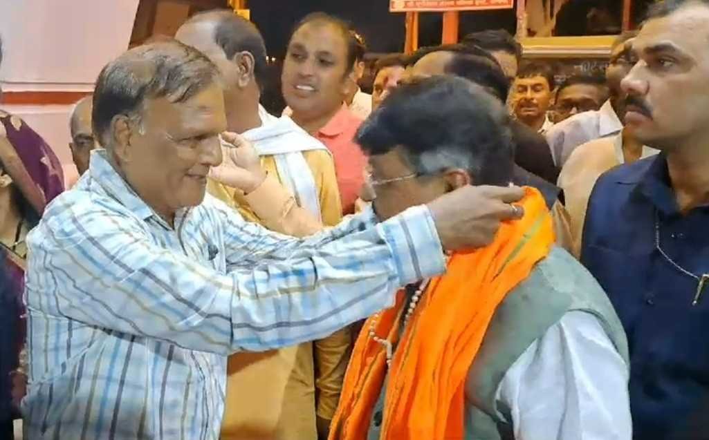 कैलाश विजयवर्गीय… कांग्रेस को सिर फोड़ों और माथा फोड़ों यात्रा निकालना चाहिए… लोगों से माफी मांगना चाहिए की हमने 15 महीने की सरकार में कुछ नहीं किया.