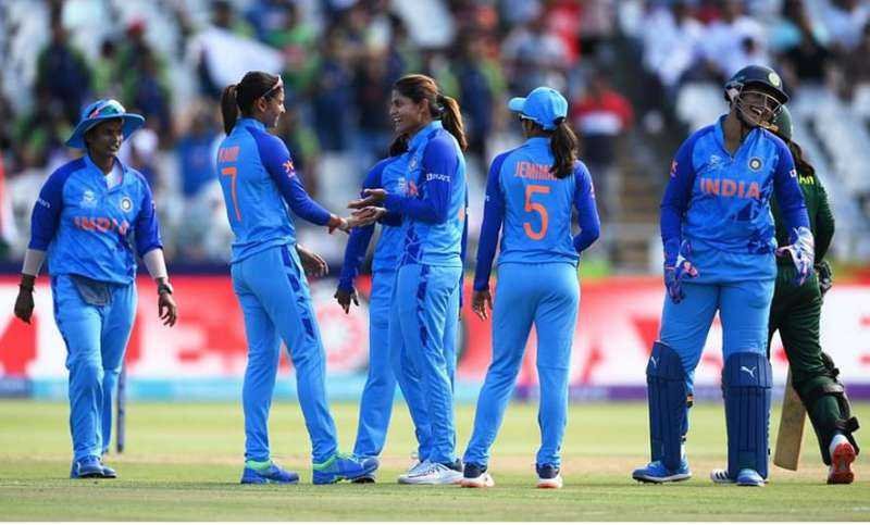 भारतीय महिला क्रिकेट टीम का पहला मैच बारिश के चलते हुआ रद्द
