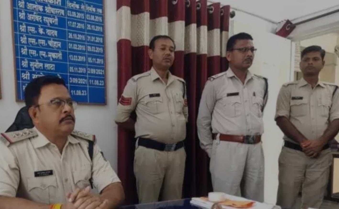 शातिर चोर गिरफ्तार