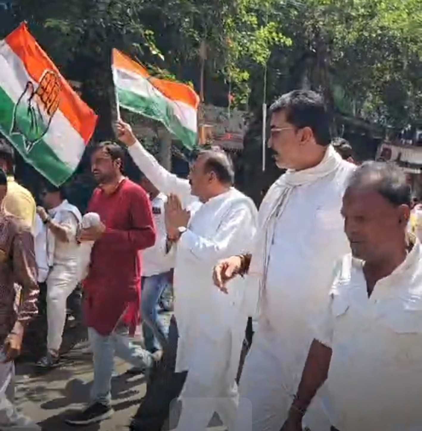 राजनीतिक पारा बढ़ा….  बाजार बंद को मिला समर्थन, कांग्रेस गदगद  
