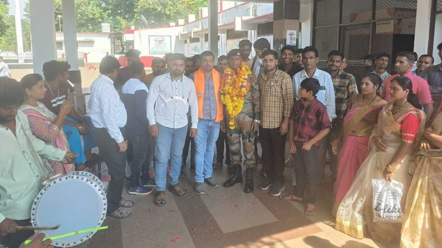 अग्निवीर सुमित बहोरिया का भाजयुमो ने किया स्वागत  