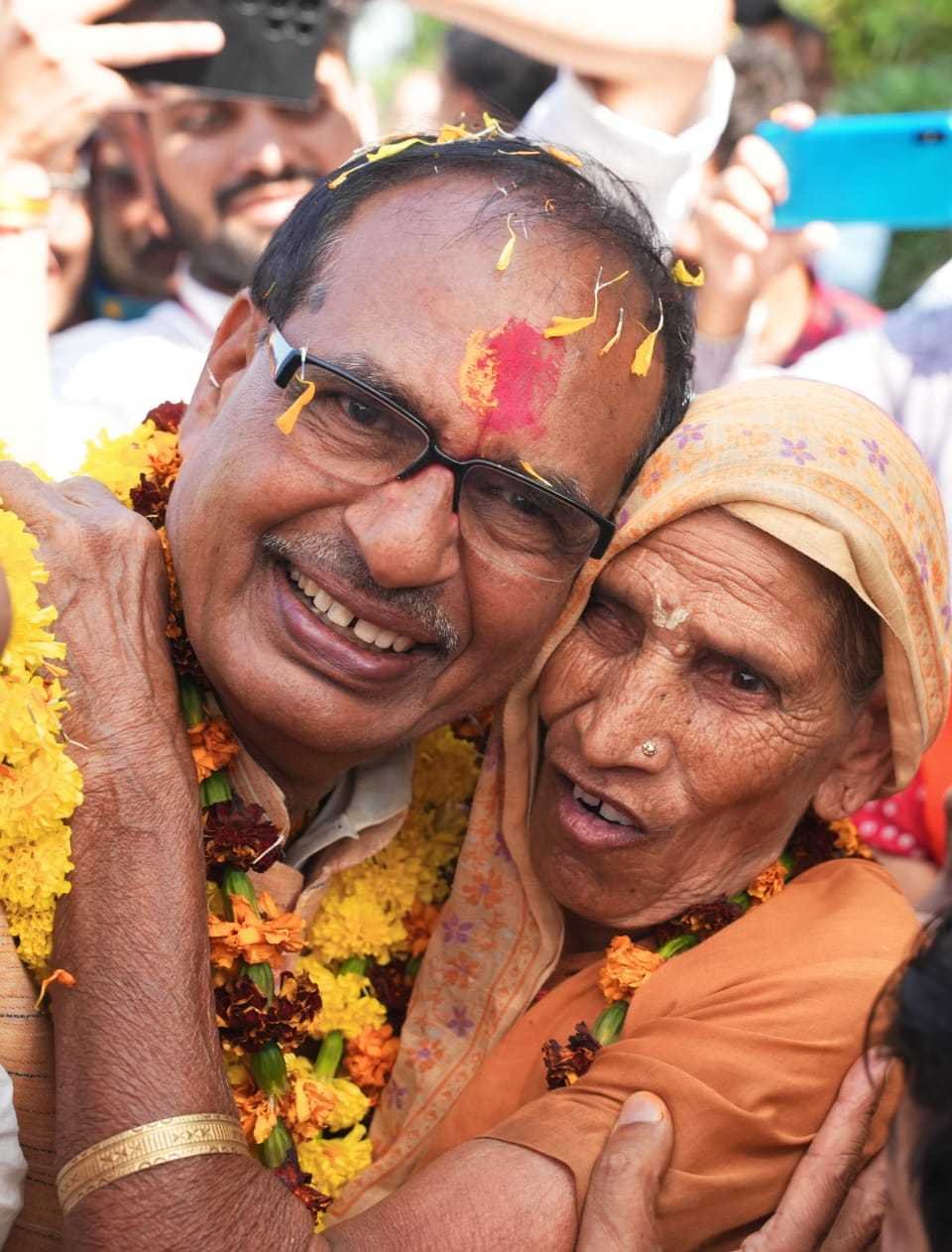 मैं प्रदेश जिताऊंगा, आप शिवराज बन बुधनी जिताओ : शिवराज