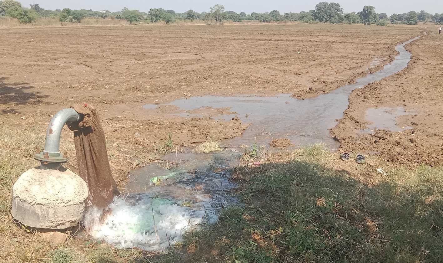 फसल उत्पादन को लेकर सजग…..  हजारों एकड़ कृषि रकबा समय से तरबतर