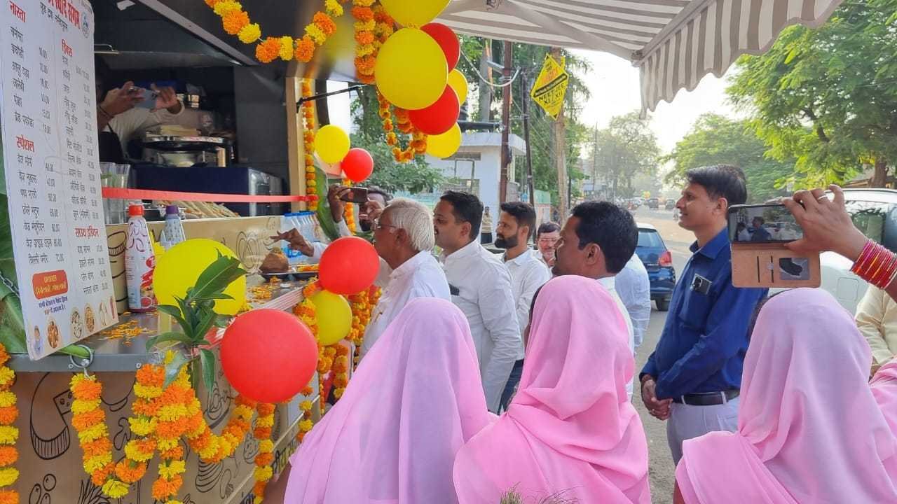 नर्मदापुरम चखेगा स्वसहायता समूह की दीदीयो के हाथ के बने स्वादिष्ट व्यंजन