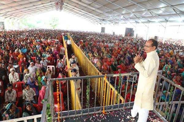 मुख्यमंत्री श्री चौहान ने किया लाड़कुई में 154 करोड़ से अधिक के विकास कार्यों का भूमिपूजन और लोकार्पण