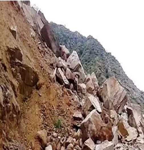 हिमाचल के किन्नौर में फिर लैंडस्लाइ