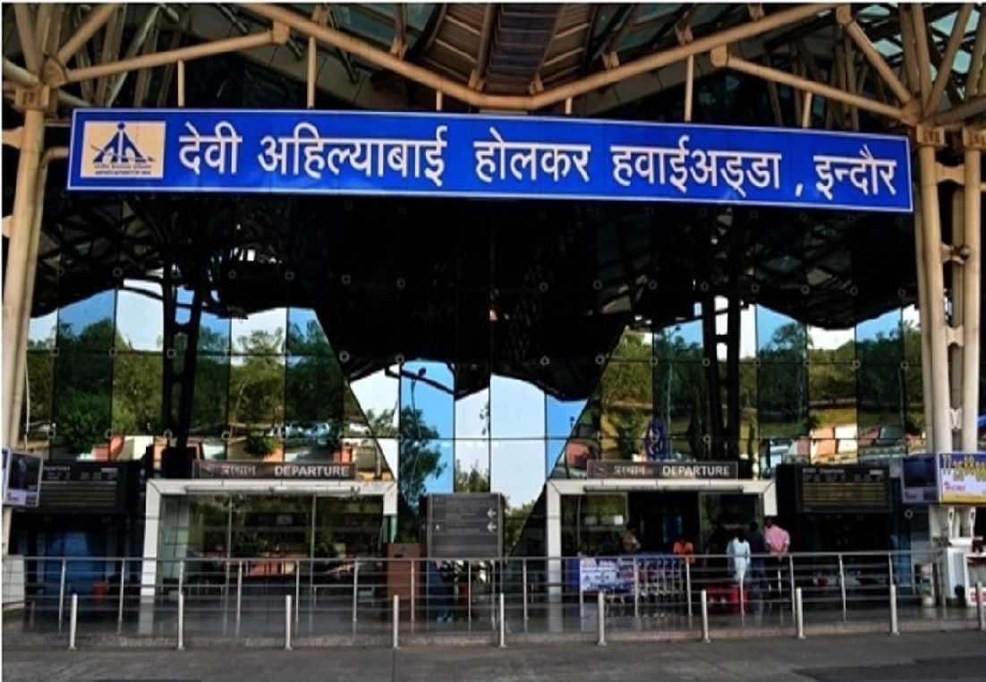 इंदौर एयरपोर्ट पर हंगामा, केरल के निगम कमिश्नर का शव ले जाने से एयर लाइंस ने किया इंकार