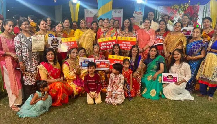 नगर निगम की नई पहल, गरबा पंडालों और धार्मिक स्थलों पर जाकर जनता को किया मतदान के लिए प्रेरित