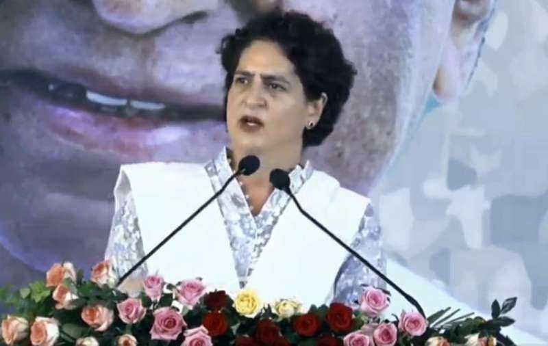 प्रियंका गांधी के मोहन खेड़ा आगमन पर भाजपा ने पूछा