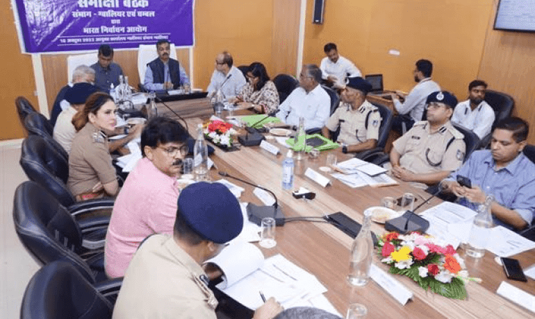 स्वतंत्र व निष्पक्ष चुनाव के लिए आपराधिक तत्वों के खिलाफ करें सख्त कार्रवाई