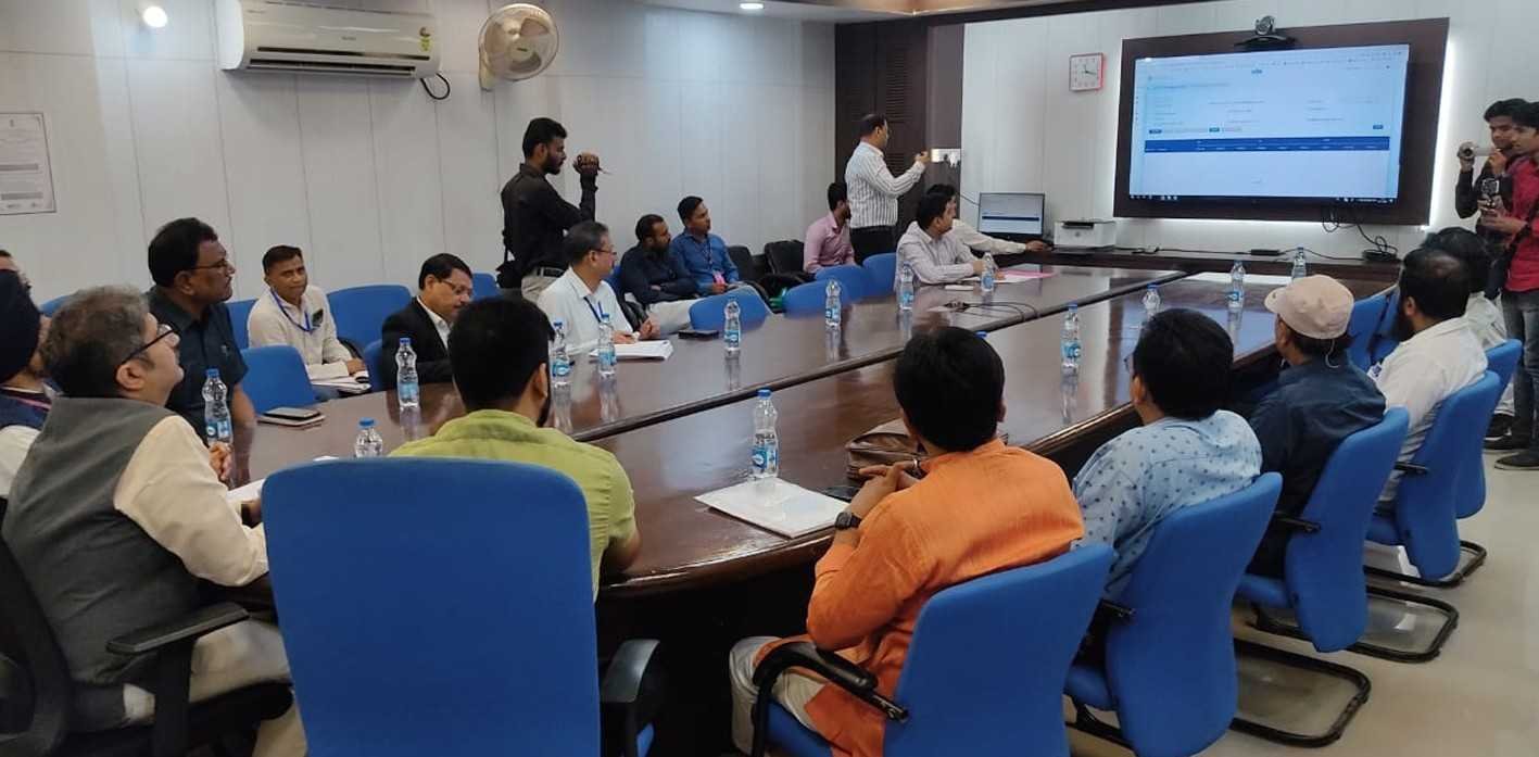 इवीएम का द्वितीय रेण्डमाइजेशन सम्पन्न