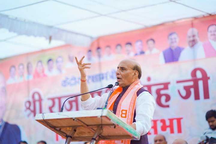 कार्यकर्ताओं में भरा जोश …देश की जनता ने चारों तरफ खिलाया कमल  