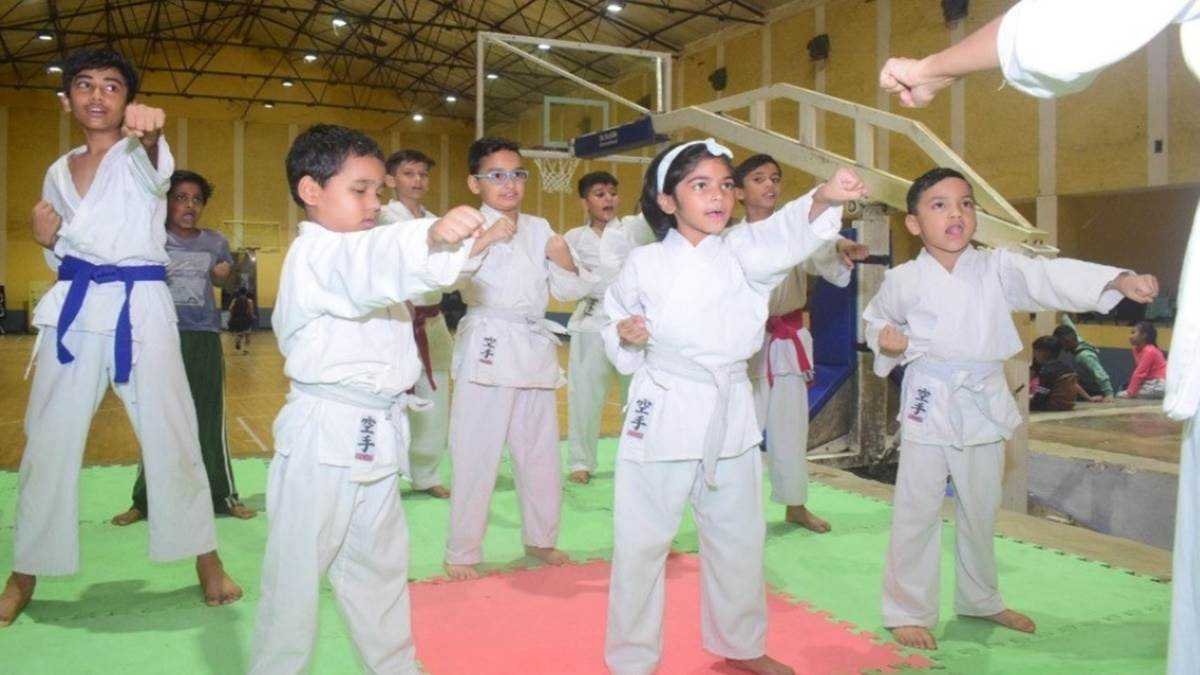 खिलाड़ियों की प्रैक्टिस बंद, गेट खुलने का इंतजार