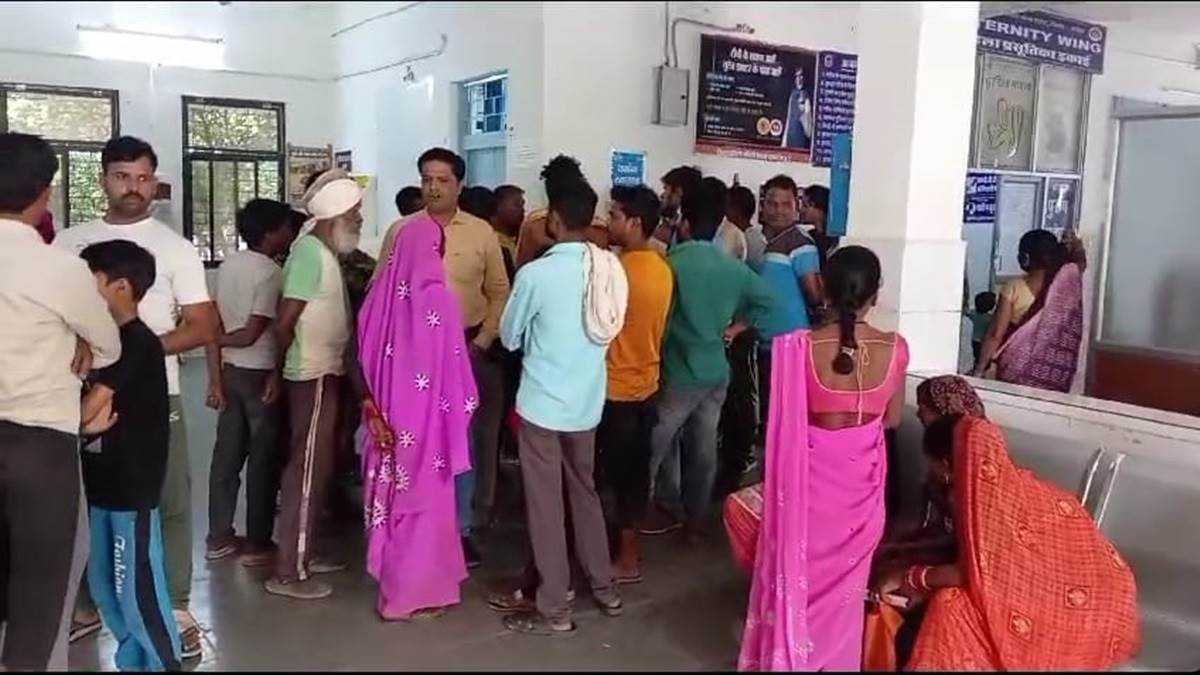 युवक ने अपनी तलाकशुदा पत्नी की चाकू मारकर की हत्या