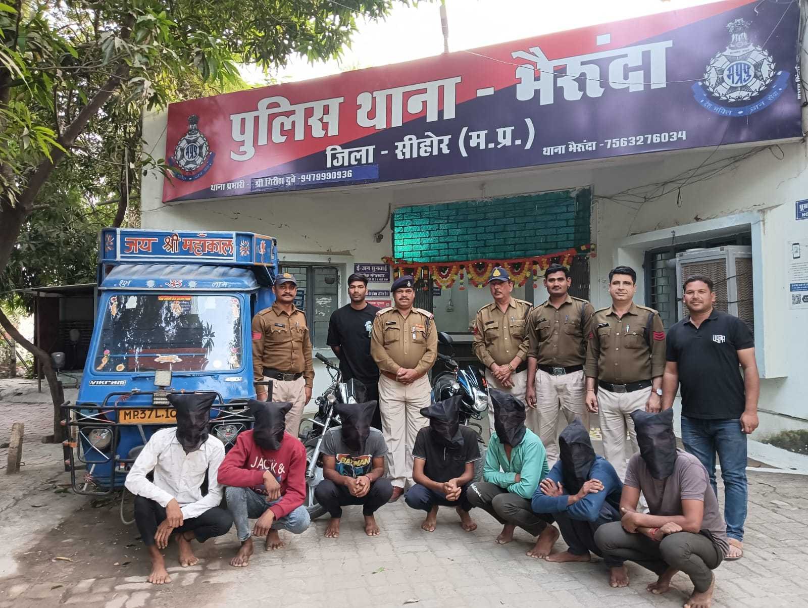 मंहगी शराब के शौक को पूरा करने देते थे चोरी की घटना को अंजाम