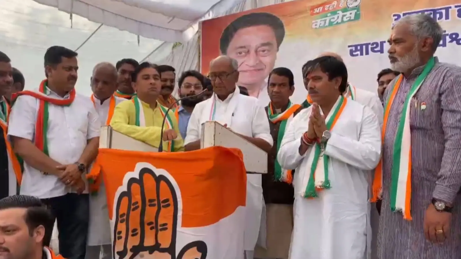 टिकट नहीं मिलने से नाराज और घर बैठे नेताओं को दिग्विजय सिंह का कड़ा संदेश