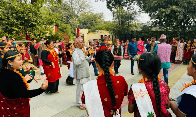 नेपाली समाज मंदिर में ’देउसी भैलों’ कार्यक्रम सम्पन्न