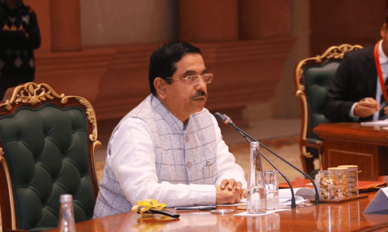 शुरू हो रहे संसद के शीतकालीन सत्र से पहले सरकार ने सर्वदलीय बैठक बुलाई