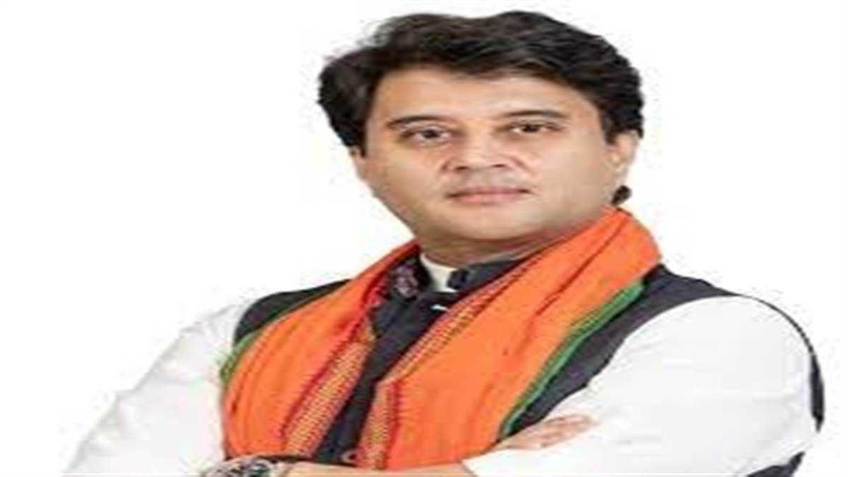 केंद्रीय मंत्री सिंधिया ने कहा “हमें पूरा भरोसा है कि कल की गिनती में…बीजेपी मप्र में पूर्ण बहुमत के साथ सरकार बनाएगी”
