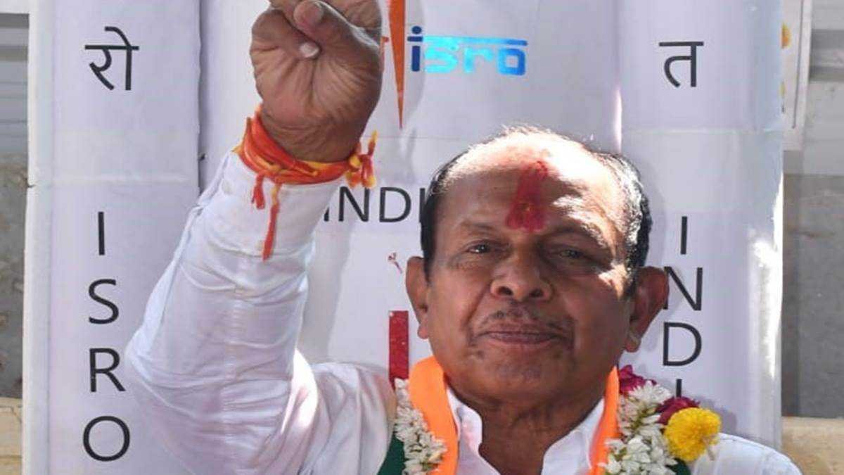 कांग्रेस के पटवारी को करारी शिकस्त देकर मधु ने राऊ में खिलाया कमल