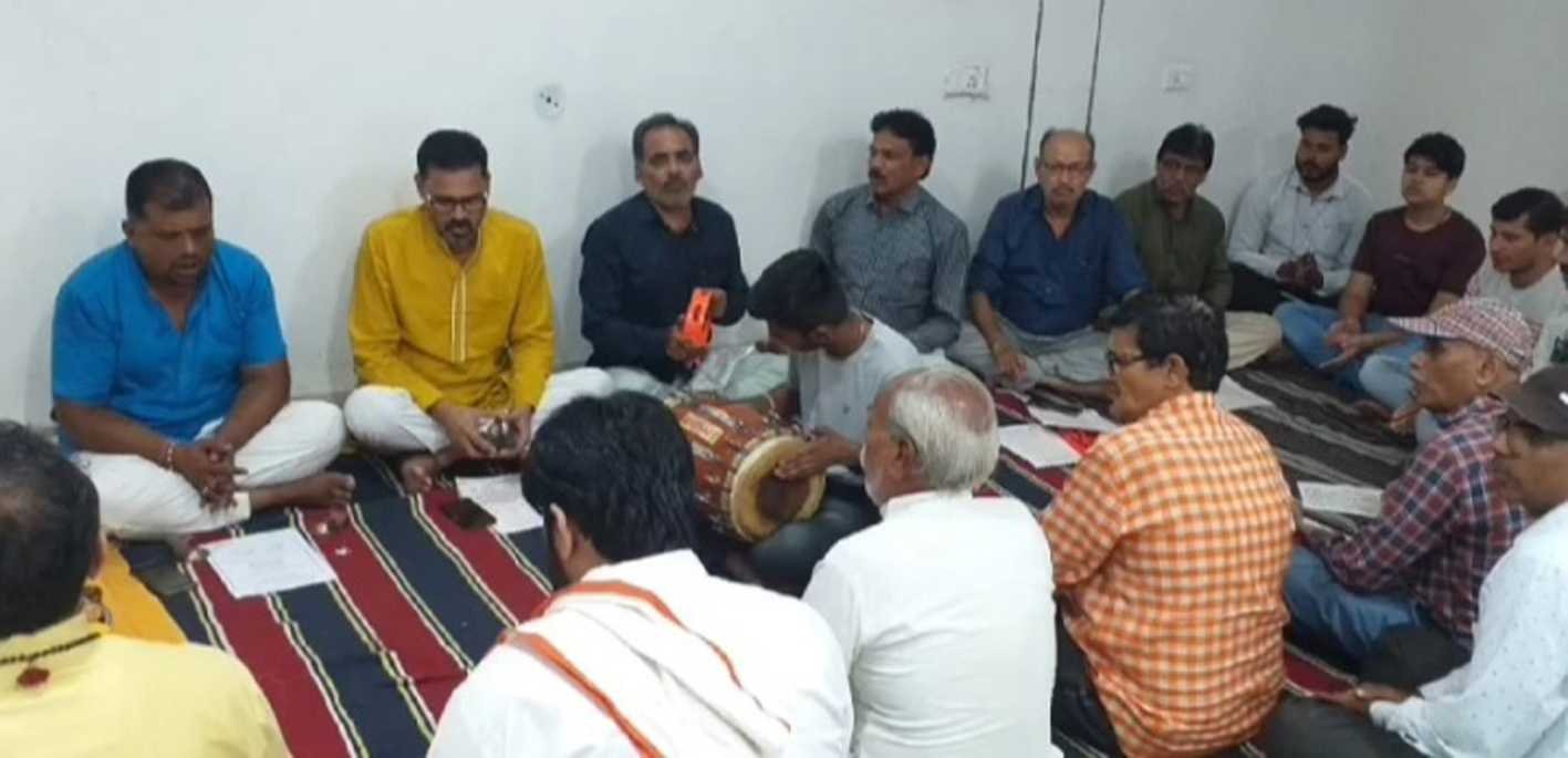 पिछले वर्ष की भांति….  नववर्ष की पूर्व संध्या में गूंजेंगे धार्मिक श्लोक