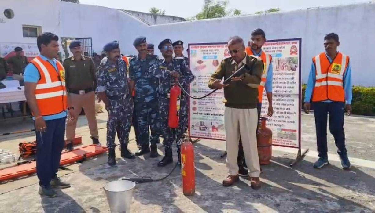 आपदा प्रबंधन का दिया प्रशिक्षण  