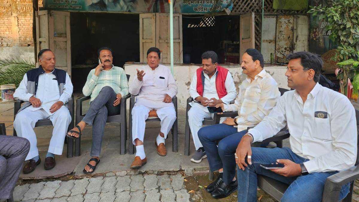 शहर कांग्रेस में कप्तानों की भरमार, टीम का इंतजार