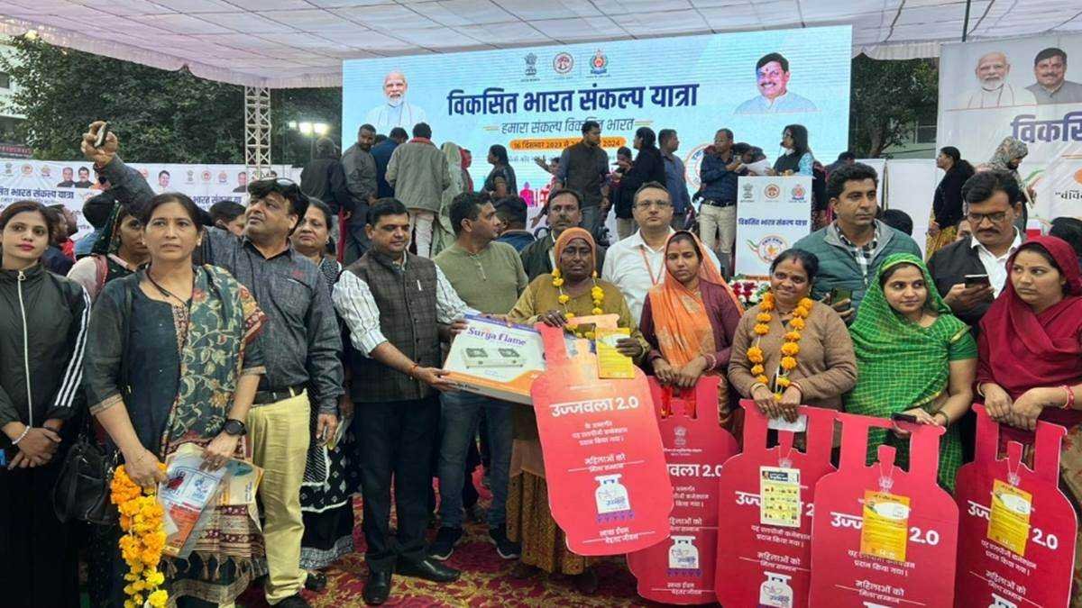 प्रधानमंत्री उज्जवला योजना में जरूरतमंद परिवारों को दिए जाएंगे कनेक्शन