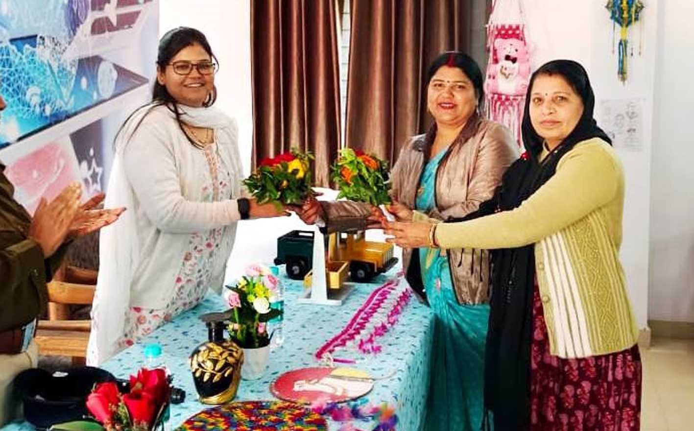 पुलिस परिवार की महिलाओं को आत्मनिर्भर बनाने प्रारम्भ की धृति योजना