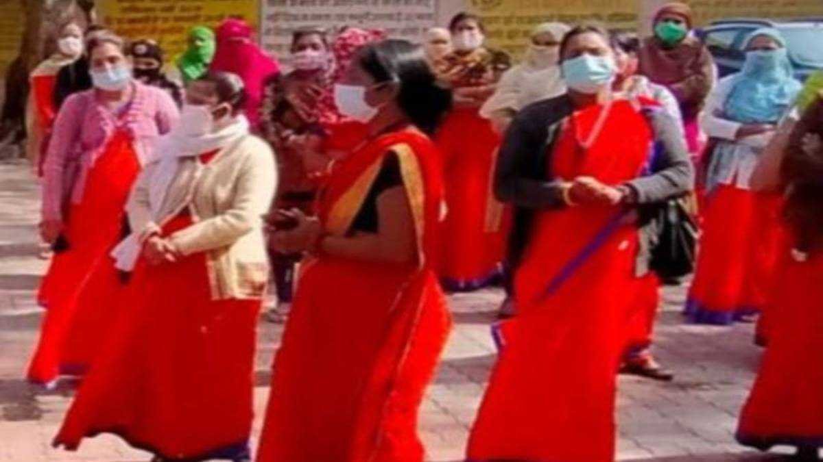 आशा कार्यकर्ताओं को तीन माह से नही मिला वेतन, काम बंद करने की दी चेतावनी