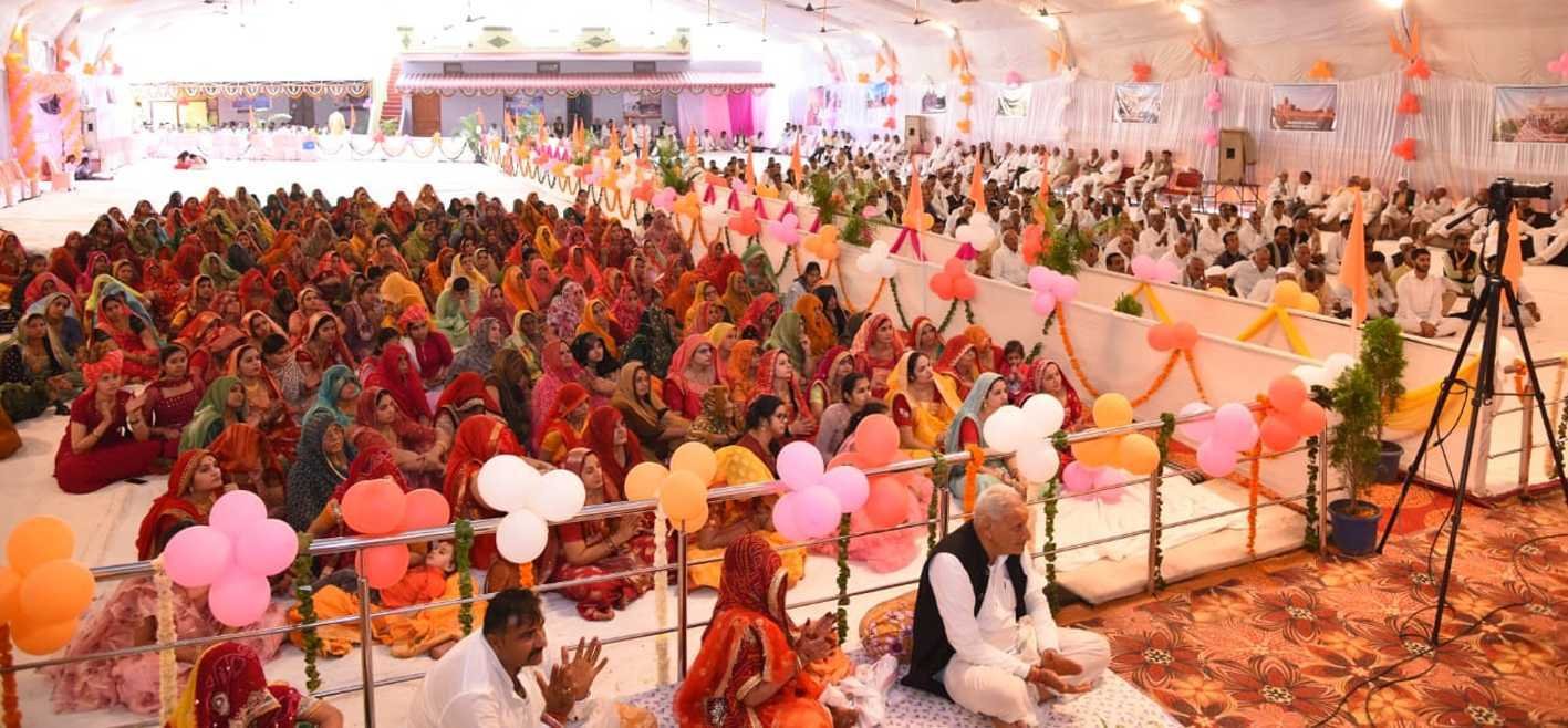 जीवन में शांति प्राप्त करने के लिए ज्ञान की नितांत आवश्यकता : पं. राजेंद्रानंद  