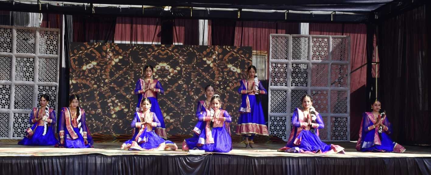 विजन इंटरनेशनल स्कूल में मनाया वार्षिक उत्सव
