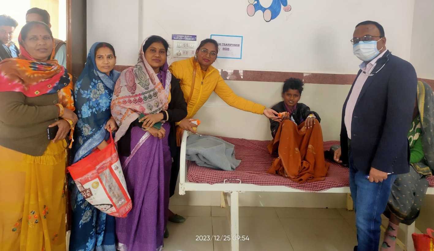 पीड़ितों व बुजुर्गों का आशीर्वाद सदा फलदाई : सीमा निराला