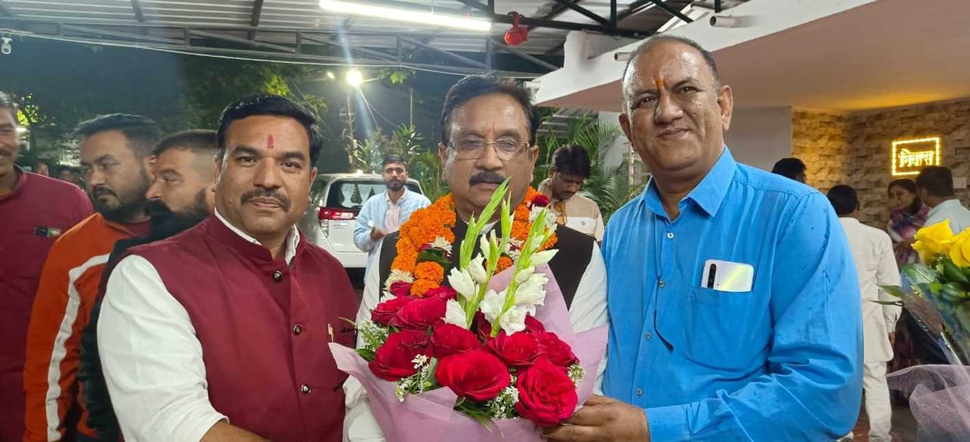 केबीनेट मंत्री बनने पर दी बधाई