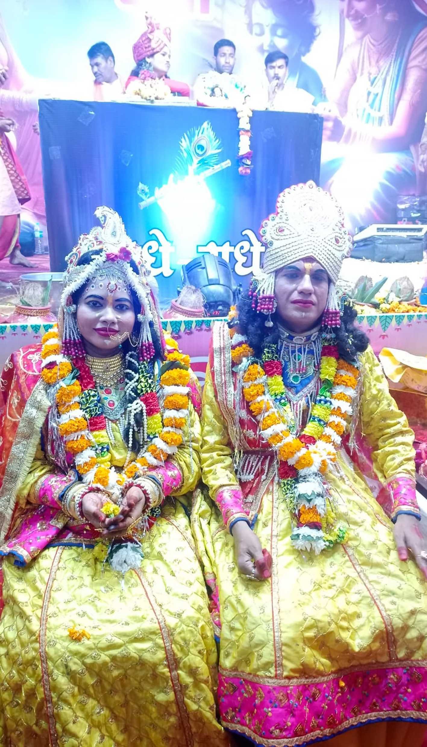 भगवान की बाल लीलाओं का किया वर्णन