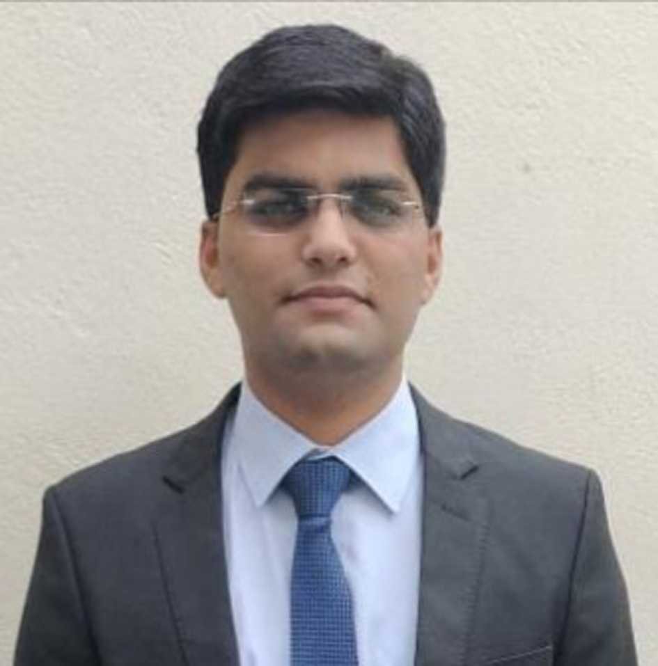 एमपी पीएससी में चयन, देवेन्द्र रघुवंशी बने सहायक संचालक उद्योग