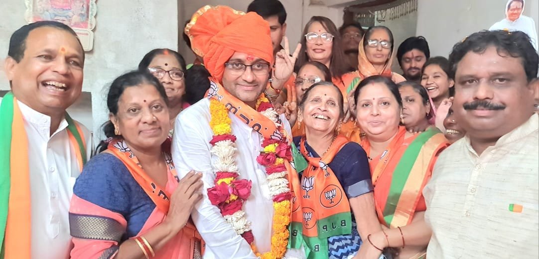 भाजपा विधायक बिरला की जीत के बाद शहर में निकाला विजयी जुलूस 
