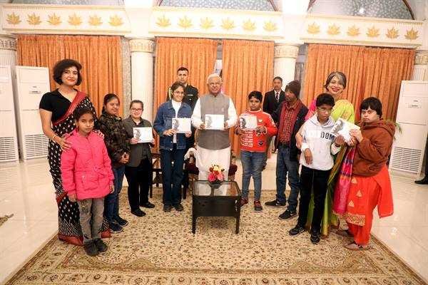 ईश्वर ने जो भी दिया है, उसे ताक़त बनाकर आगे बढ़ें : राज्यपाल श्री पटेल