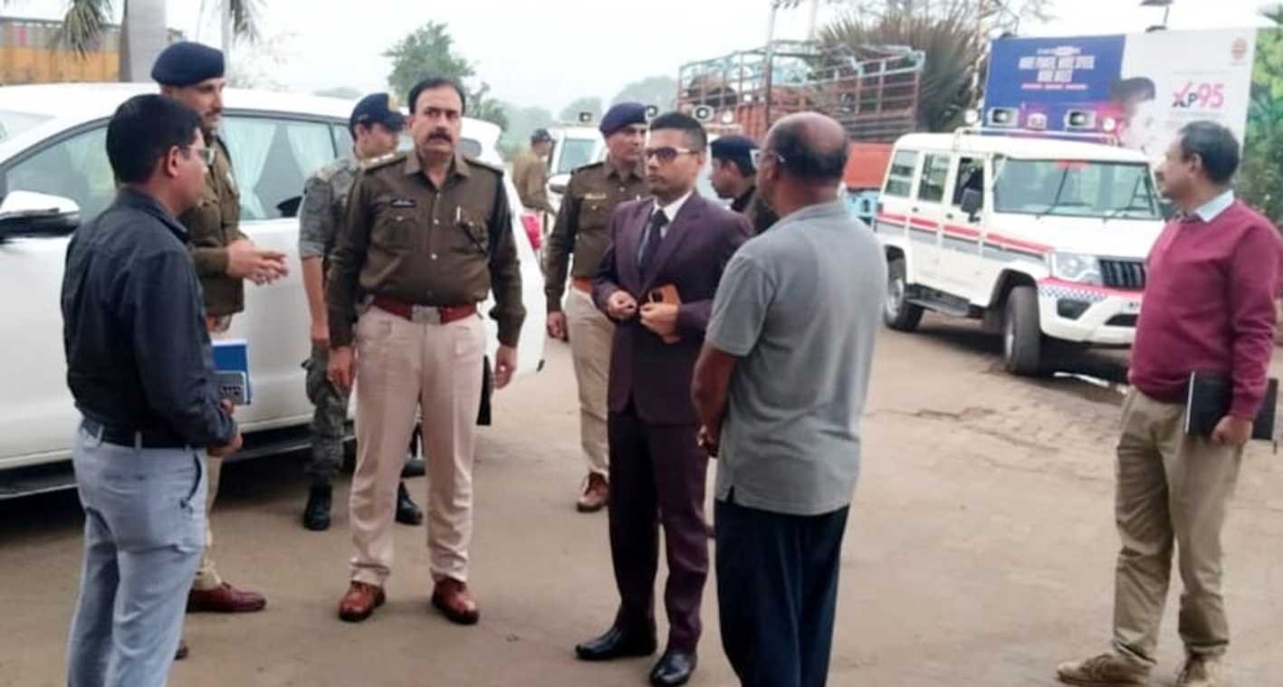 कलेक्टर ने टिमरनी में पैट्रोल पंप का किया निरीक्षण  
