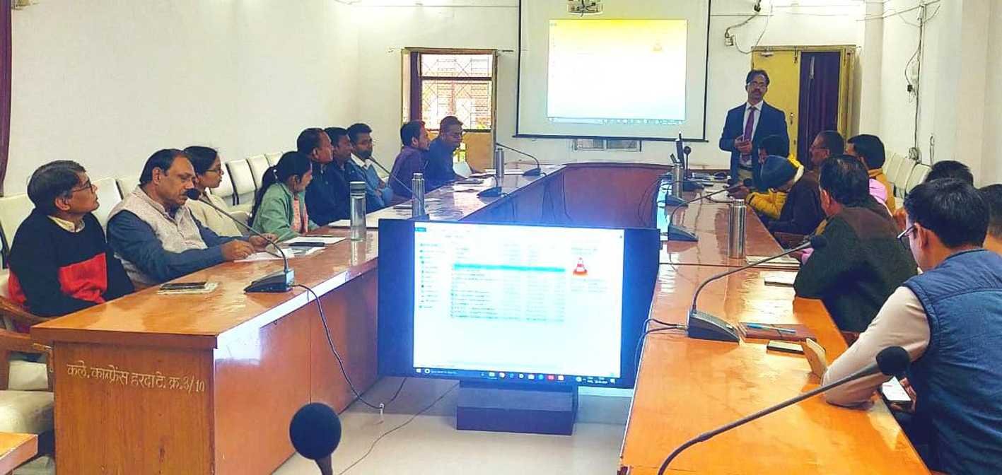 भूकम्प रोधी मकान निर्माण के क्षेत्र में दिया प्रशिक्षण