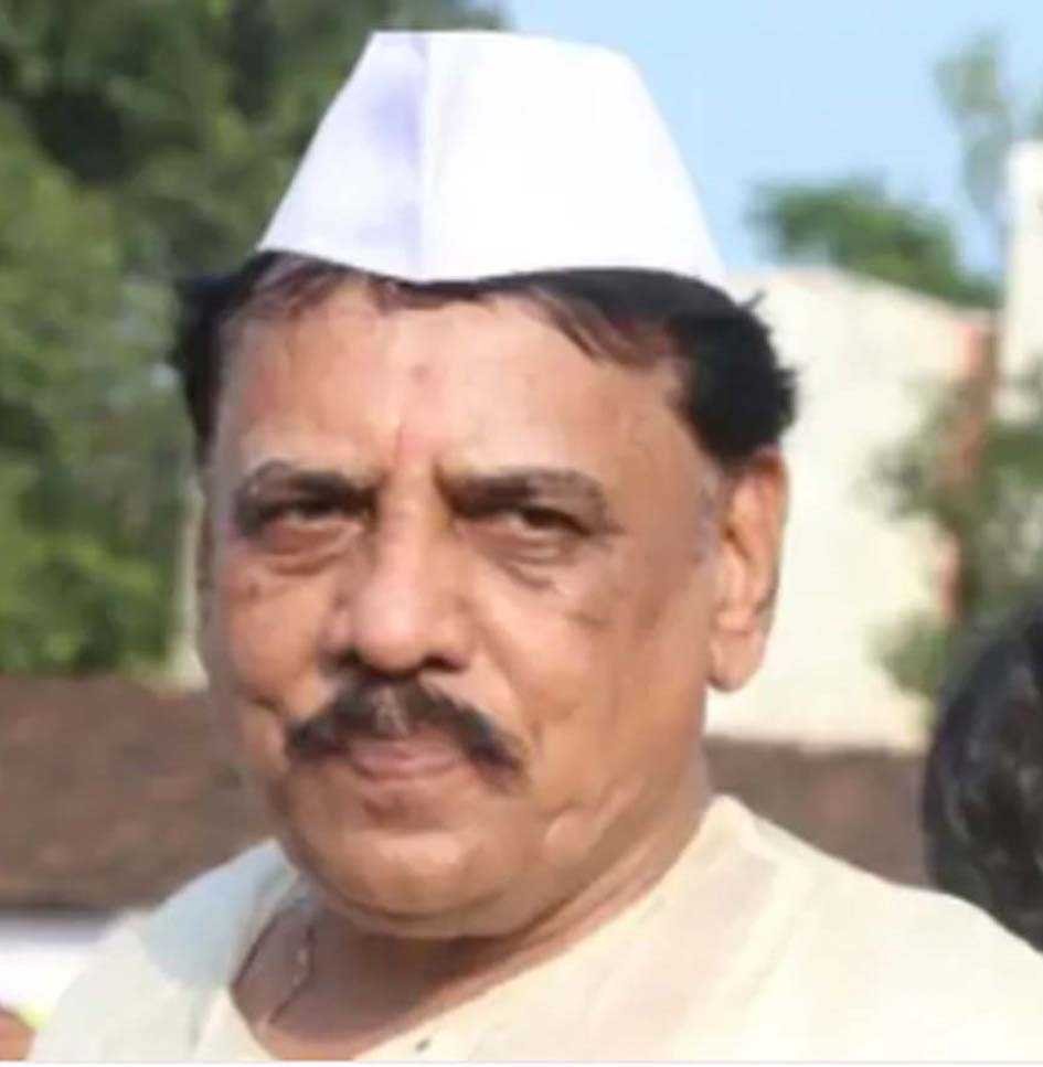 भाजपा के पक्ष में प्रचार करने का आरोप